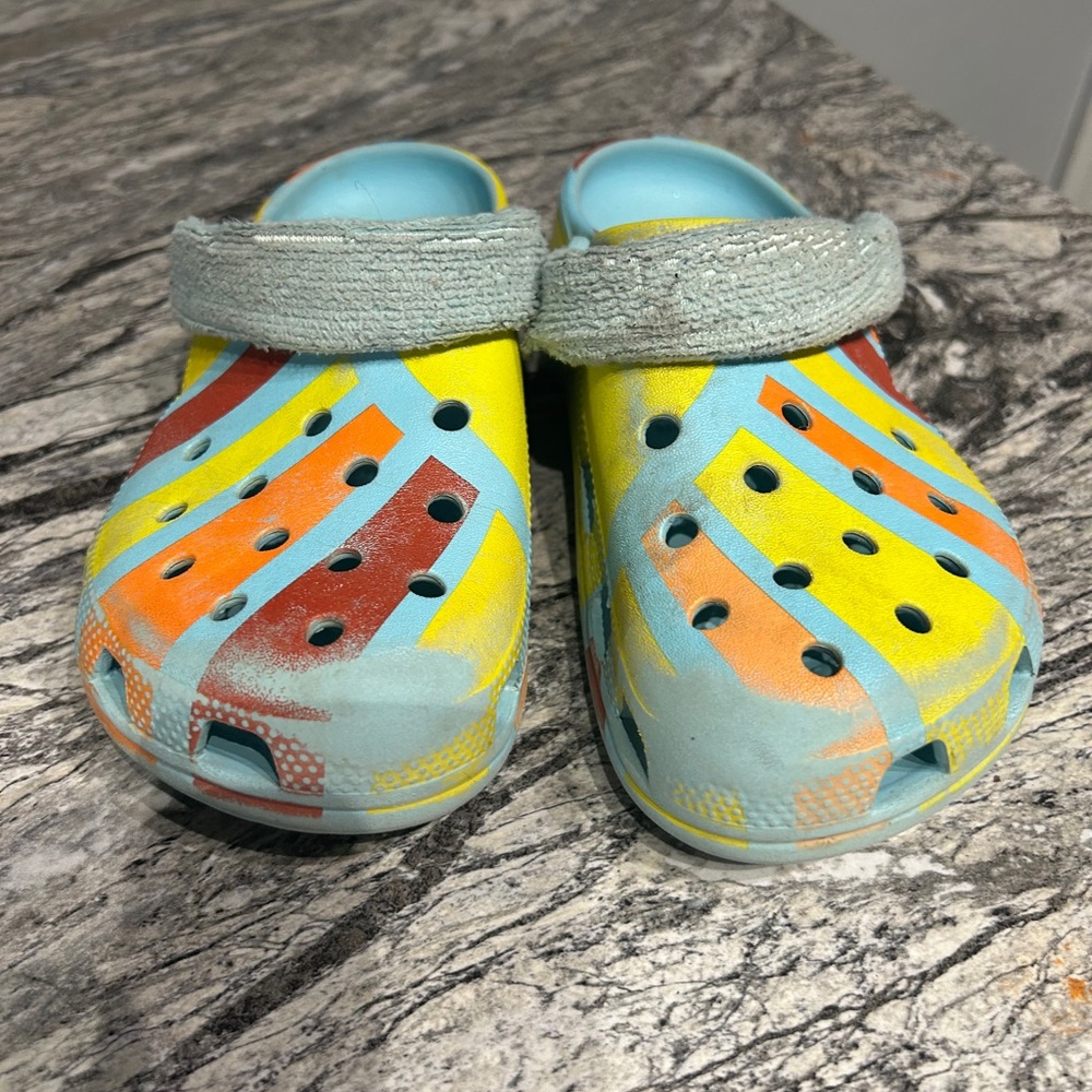 Colorful Kids Crocs size J5
